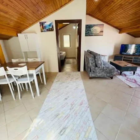 Charming Flat With Shared Pool Balcony And Terrace In Pazaryeri